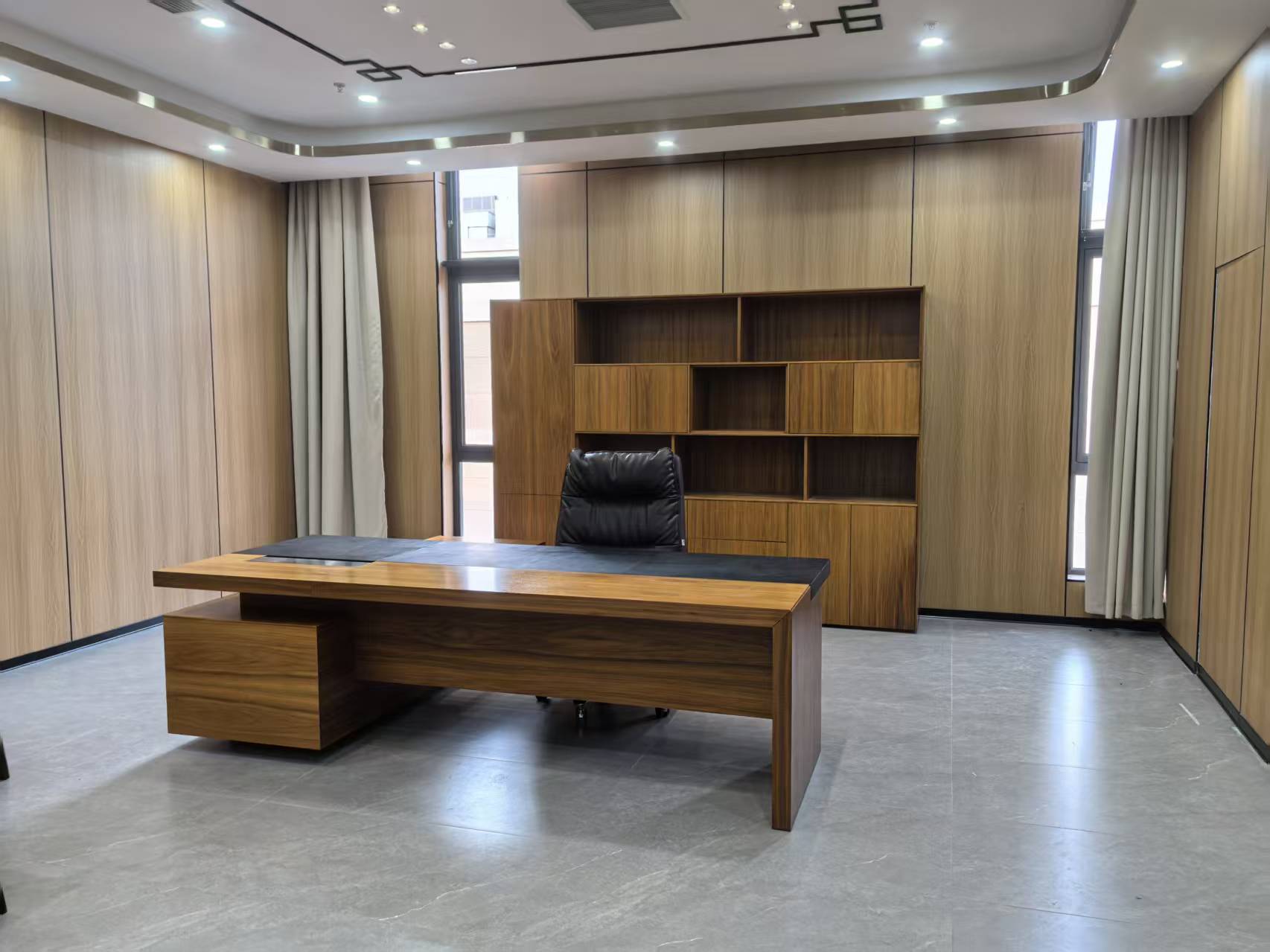 家具猪_杭州临平区二手办公家具｜二手屏风工位经理桌会议椅回收出售
